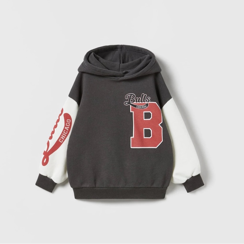 Brand new Zara vintage like Chicago Bulls sweatshirt